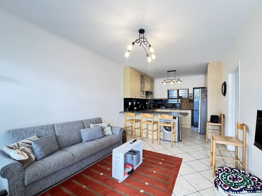 To Let 2 Bedroom Property for Rent in Middedorp Western Cape